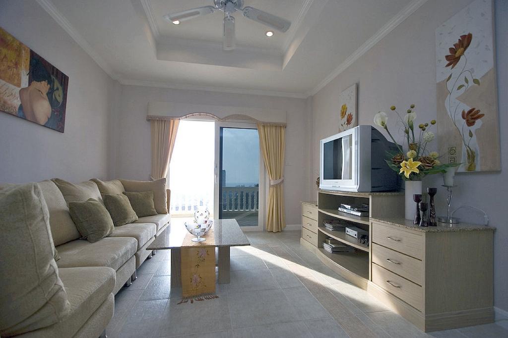 Eden Resort Karon Екстериор снимка